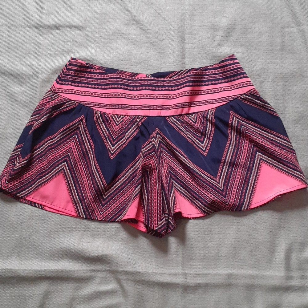 Express Shorts